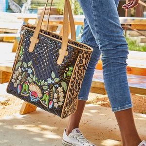 CONSUELA Ezzy Classic Tote - barely used